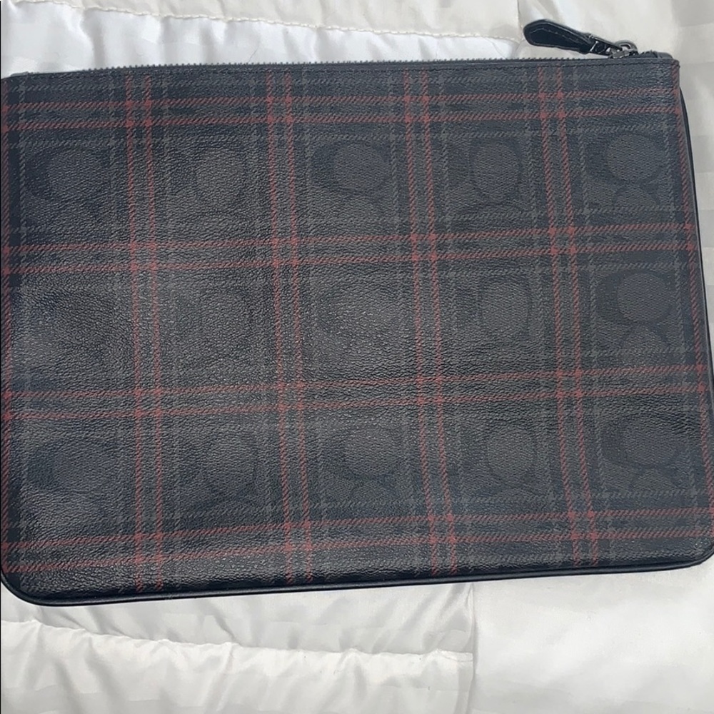 Coach clutch brand new, used once